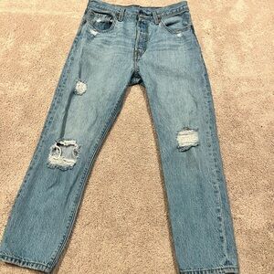 Classic Levi 501 Light Wash Distressed Women’s Jeans
